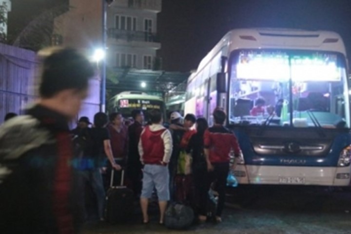 Nửa đêm, Giám đốc Sở Gia Lai buộc nhà xe trả lại tiền cho khách - 第2张