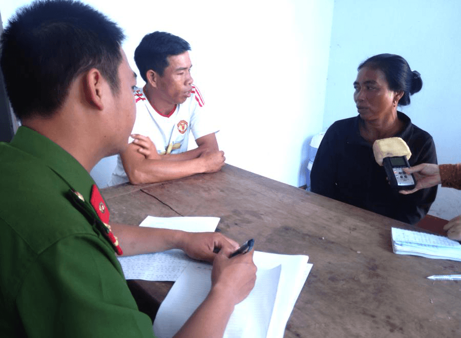 Vay tiền mất bìa đỏ: Nhiều bìa đỏ đã bị thế chấp trong ngân hàng - 第1张