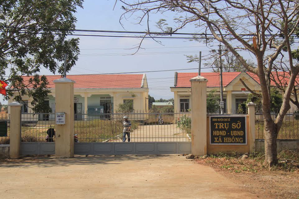 Công an vào cuộc vụ chủ tịch xã chiếm dụng đất công làm của riêng - 第1张