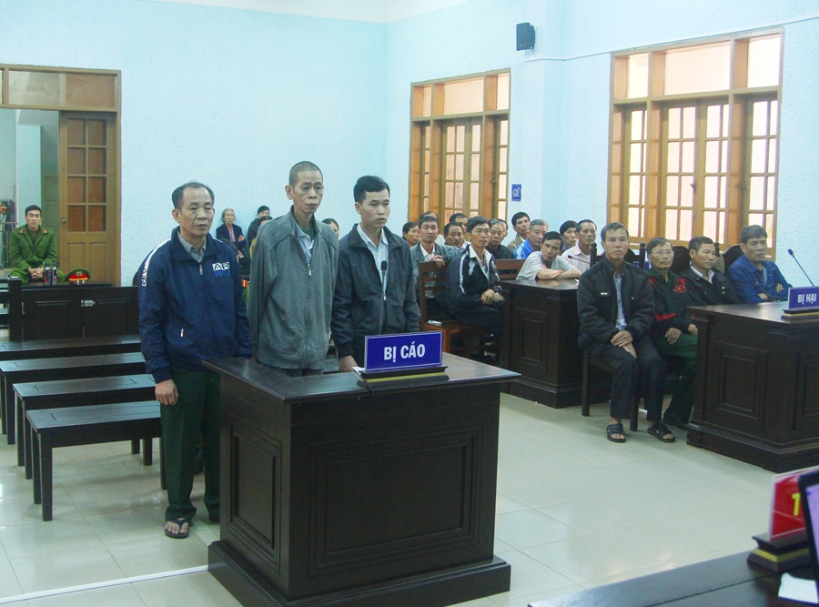 Tuyên án 53 năm tù 3 bị cáo chuyên lừa chạy trường quân đội, công an - 第1张 - Chư Sê 24h Tuyên án 53 năm tù 3 bị cáo chuyên lừa chạy trường quân đội, công an - 第1张