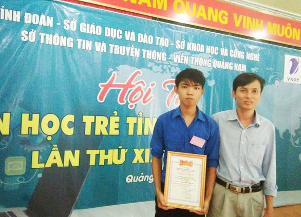 Học trò miền núi tạo website thi thử THPT quốc gia - 第1张
