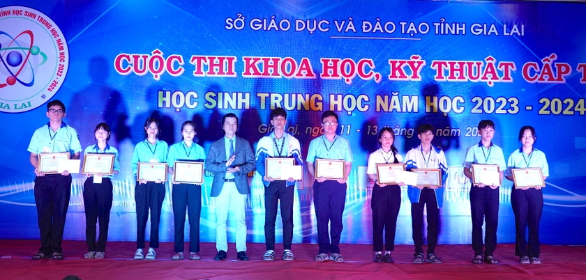 Gia Lai: 37 dự án đạt giải khoa học, kỹ thuật cấp tỉnh học sinh trung học - 第4张