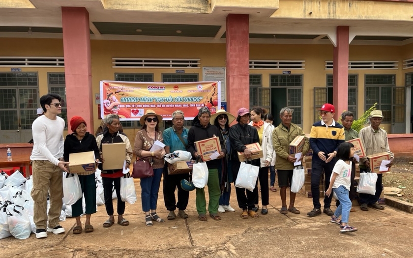 Hơn 1.800 suất quà Tết cho người nghèo tỉnh Gia Lai - 第3张