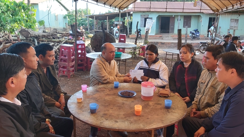 Hỗ trợ 13 triệu đồng cho gia đình có 2 cháu nhỏ tử vong do ăn thịt cóc - 第1张 - Chư Sê 24h Hỗ trợ 13 triệu đồng cho gia đình có 2 cháu nhỏ tử vong do ăn thịt cóc - 第1张