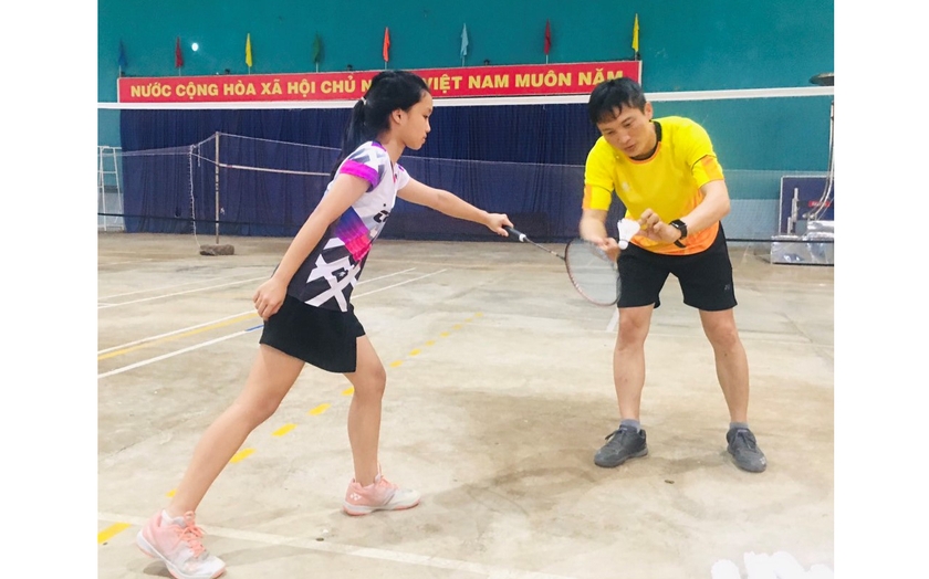 Thầy giáo Hoàng Đức Hợp “truyền lửa” đam mê cầu lông - 第1张 - Chư Sê 24h Thầy giáo Hoàng Đức Hợp “truyền lửa” đam mê cầu lông - 第1张