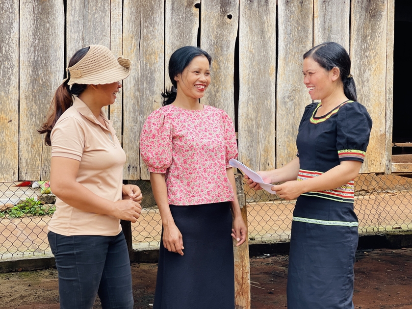 Rah Lan H’Nhum: “Cán bộ giỏi-phong trào mạnh” - 第2张