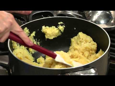 BẾP NHÀ TA NẤU: Chè Trôi Nước