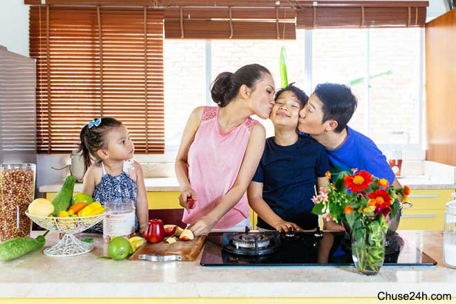 Hoàng Bách trải lòng về vợ đẹp con ngoan - 第1张