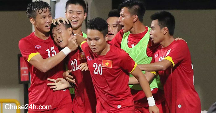 VIệt Nam lấy lại ngôi đầu từ Thái Lan sau trận thắng 1-0