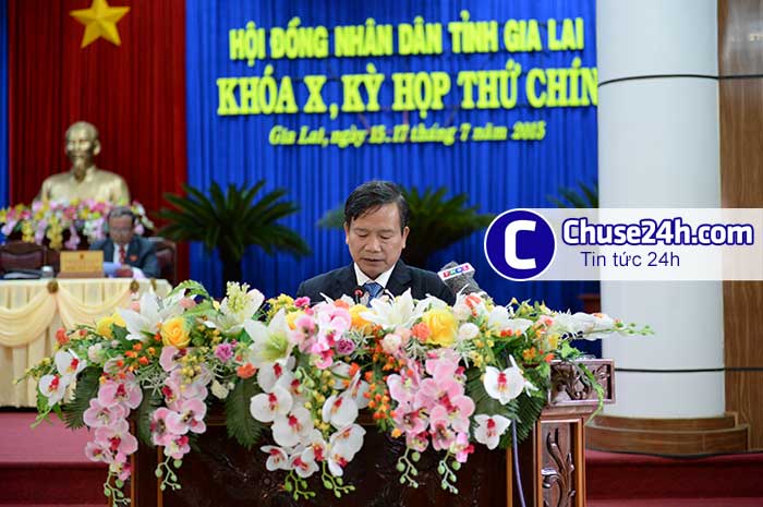 Chủ tịch HĐND tỉnh Phạm Đình Thu phát biểu khai mạc