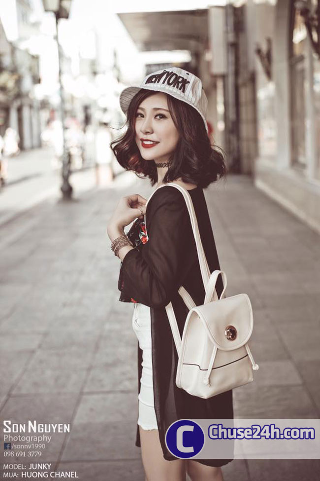 9X Kon Tum Trần Thu Hòa hút dân mạng vì xinh đẹp, hát hay - 第2张