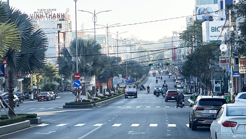 Thủ tướng chỉ đạo tăng cường các giải pháp bảo đảm trật tự, an toàn giao thông trong dịp Tết Nguyên đán Giáp Thìn và Lễ hội Xuân 2024. Ảnh: G.B