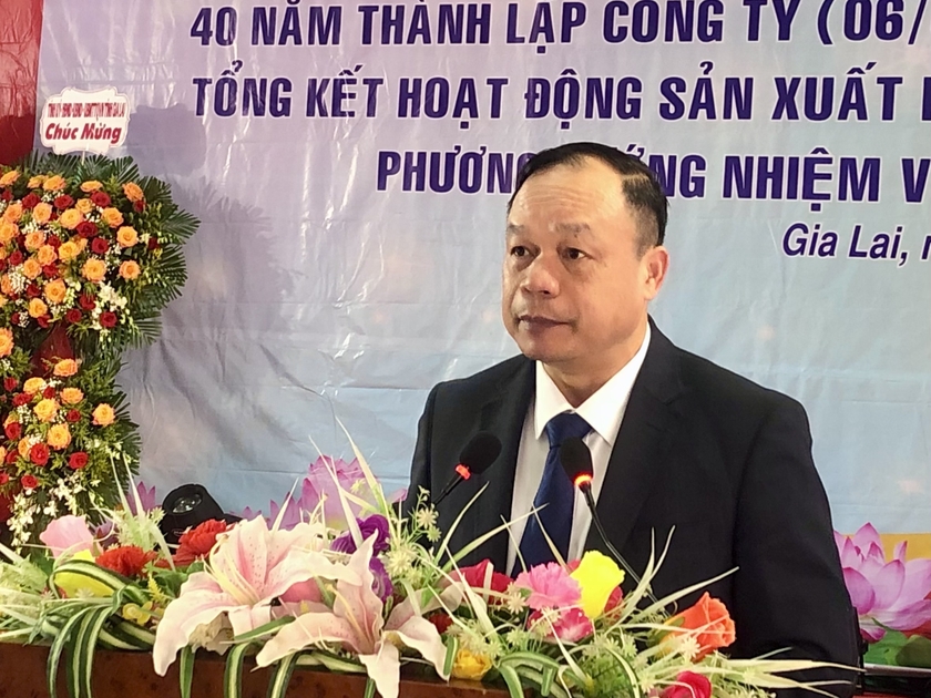 Phó Chủ tịch UBND tỉnh Dương Mah Tiệp phát biểu chỉ đạo tại lễ kỷ niệm 40 thành lập Công ty cao su Mang Yang. Ảnh: Lê Nam