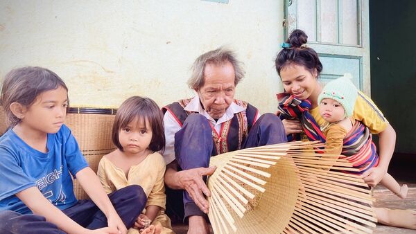 Già làng Rơmah Kul: “Cầu nối” giữa ý Đảng với lòng dân