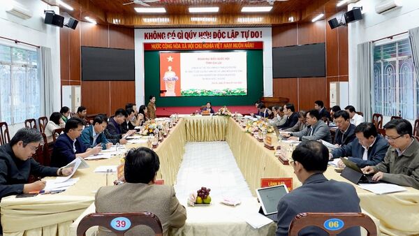 Đoàn đại biểu Quốc hội tỉnh Gia Lai giám sát tại huyện Chư Sê