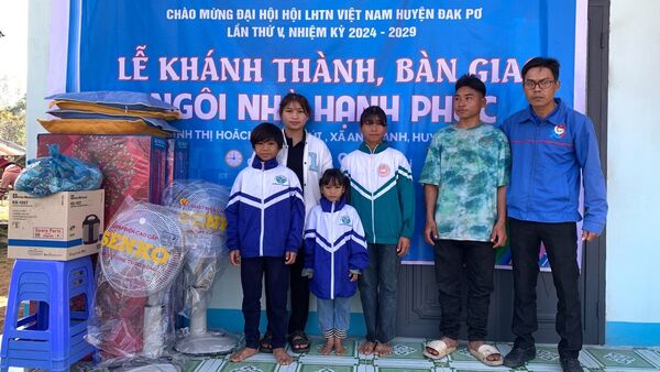 Tết ấm trong những “ngôi nhà hạnh phúc”