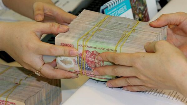 Tăng lương đồng loạt từ năm 2016