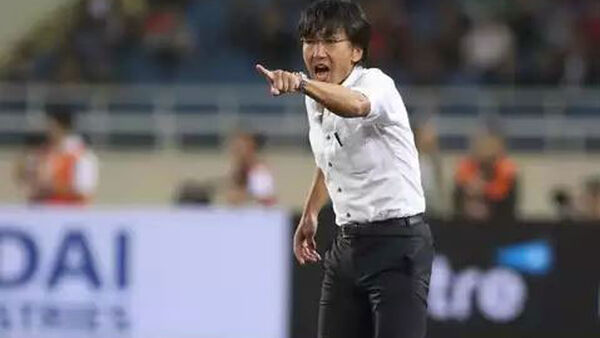 HLV Miura muốn học trò quên thất bại trước Thái Lan
