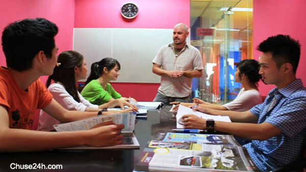 26 tuổi có nên đứng ra mở trung tâm Anh ngữ?