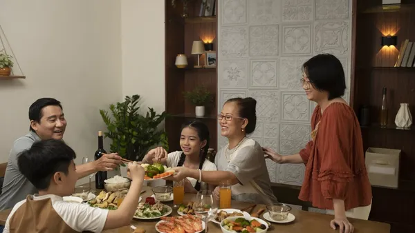 Tuổi nào hợp để xông đất năm Giáp Thìn?