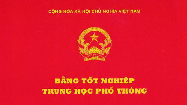 Làm rõ việc bí thư thị trấn không có bằng THPT vẫn thăng tiến