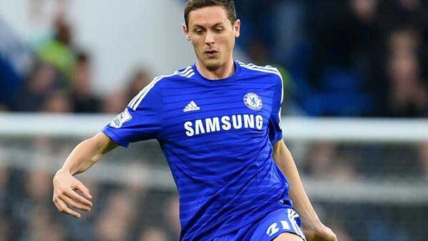 Matic và Essien - Chọn ai cho vị trí CDM trong FIFA Online 3?