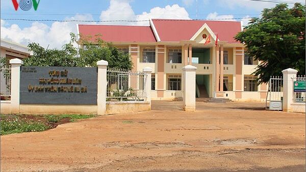 Công an điều tra Chủ tịch xã Al Bá sai phạm tài chính