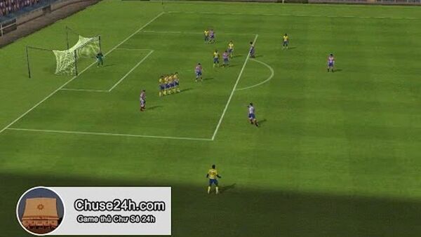 Chuse24h thể hiện khả năng sút phạt như Công Phượng
