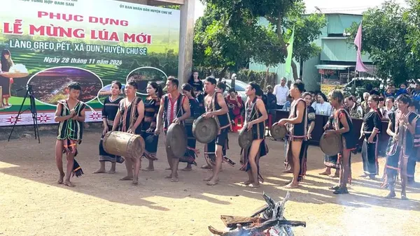 Phục dựng Lễ mừng lúa mới của đồng bào Jrai ở làng Greo Pết