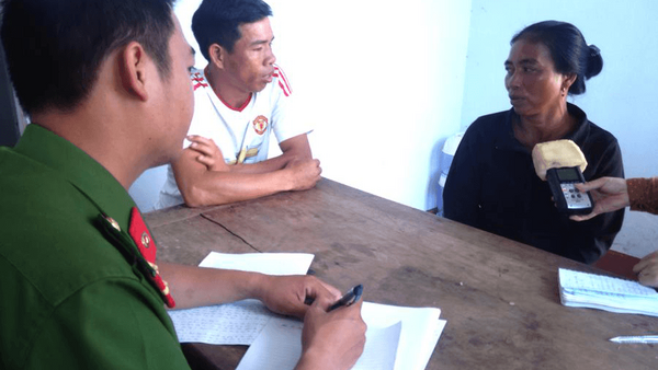 Vay tiền mất bìa đỏ: Nhiều bìa đỏ đã bị thế chấp trong ngân hàng