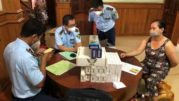 Xử lý 14 vụ vi phạm buôn bán thuốc lá điếu nhập lậu
